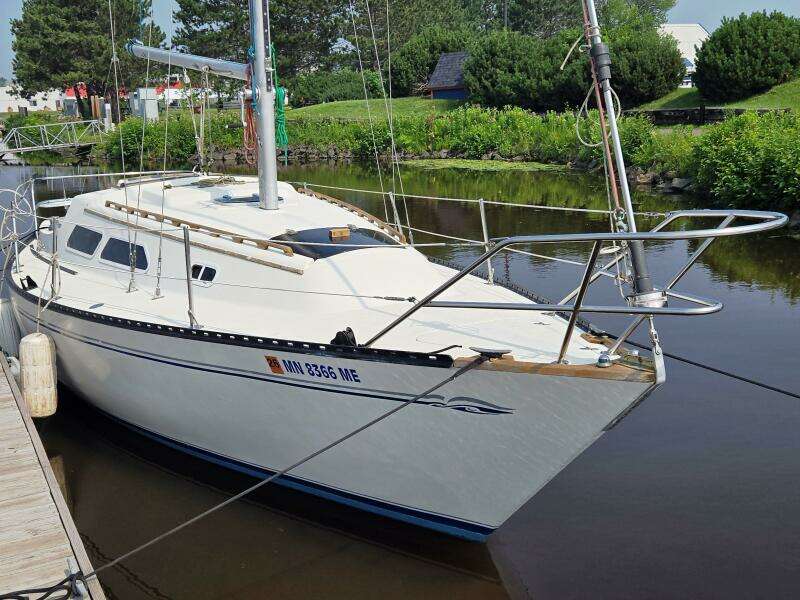 Oma Lisa 28ft Islander Yacht For Sale