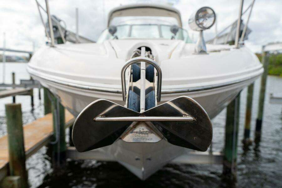 DIGGERS 33ft Sea Ray Yacht For Sale
