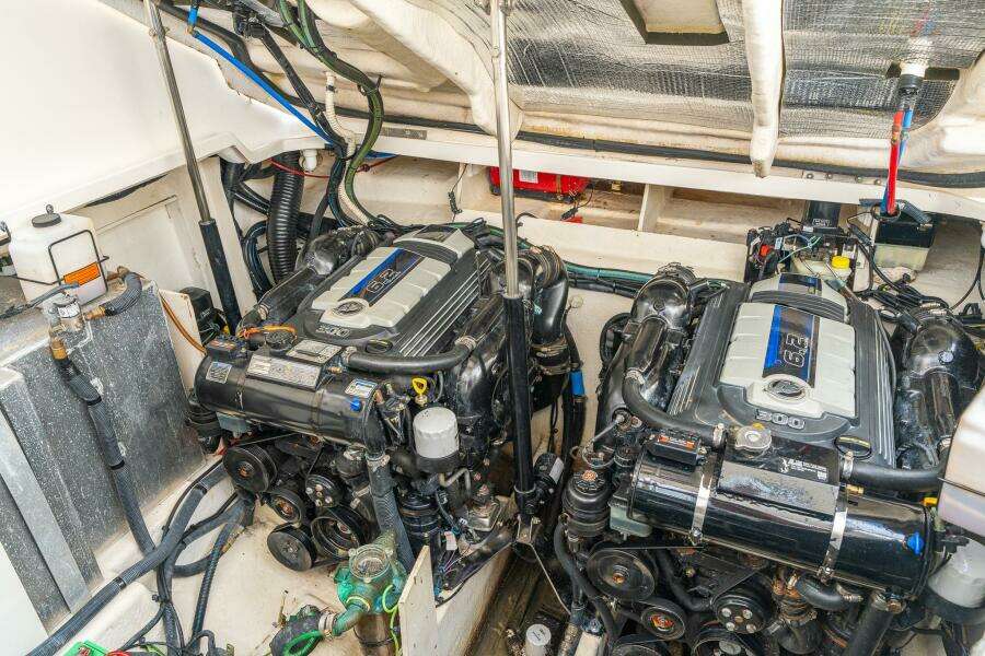DIGGERS 33ft Sea Ray Yacht For Sale