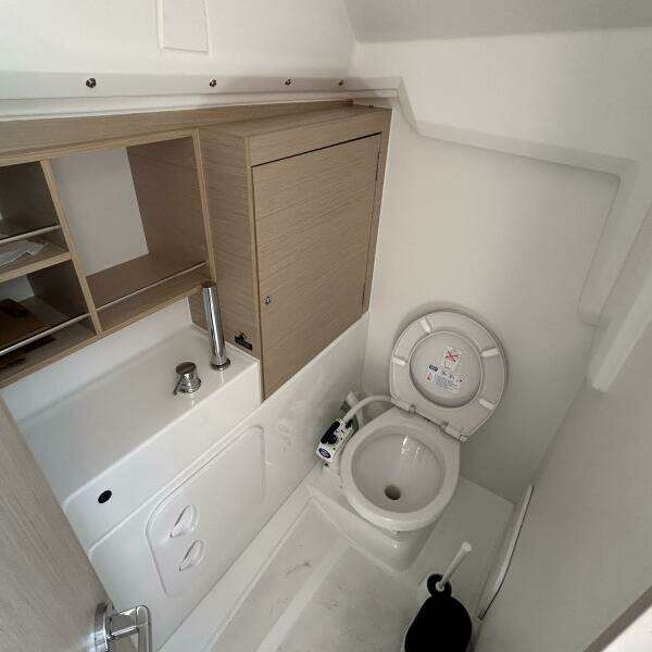 Polaris 30ft Beneteau Yacht For Sale