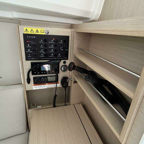 Polaris 30ft Beneteau Yacht For Sale