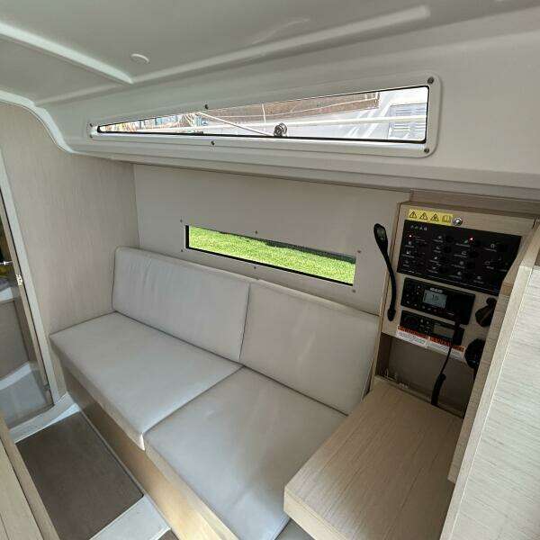 Polaris 30ft Beneteau Yacht For Sale