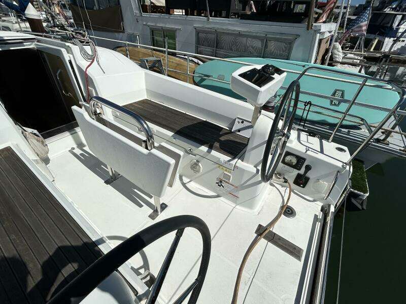 Polaris 30ft Beneteau Yacht For Sale