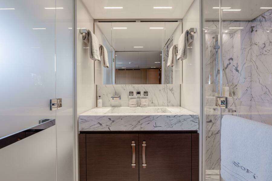 SoFi VI 120ft Sanlorenzo Yacht For Sale