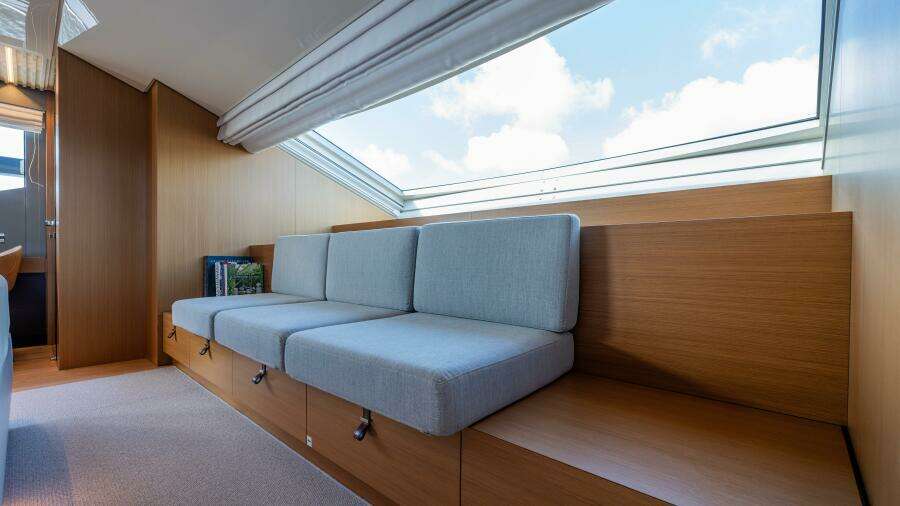 SoFi VI 120ft Sanlorenzo Yacht For Sale