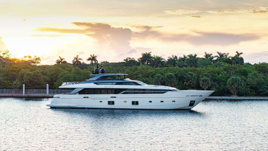SoFi VI 120ft Sanlorenzo Yacht For Sale