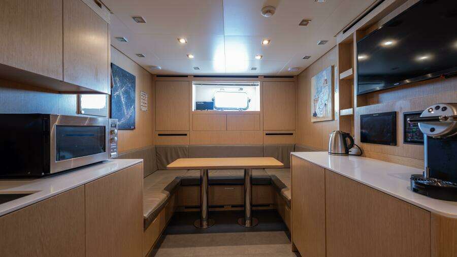SoFi VI 120ft Sanlorenzo Yacht For Sale