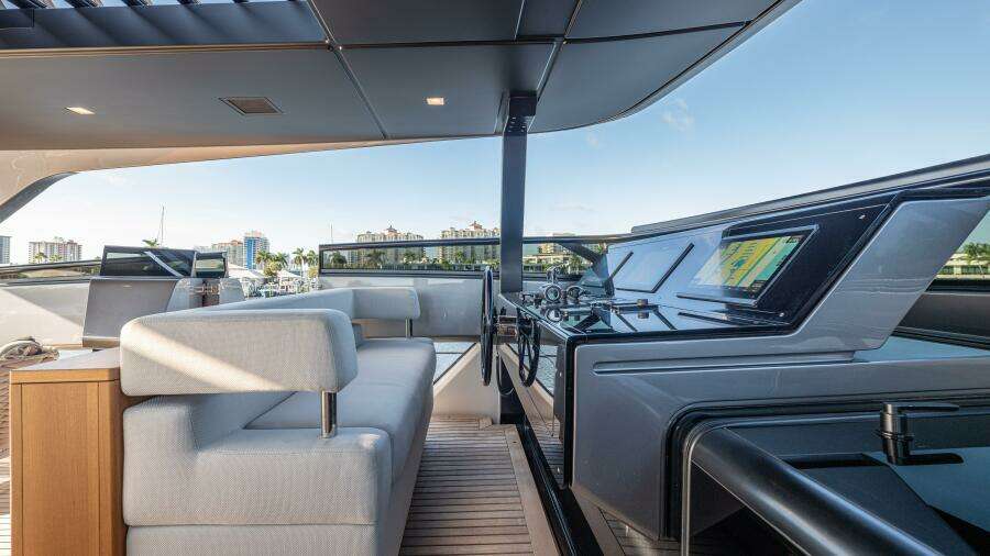 SoFi VI 120ft Sanlorenzo Yacht For Sale
