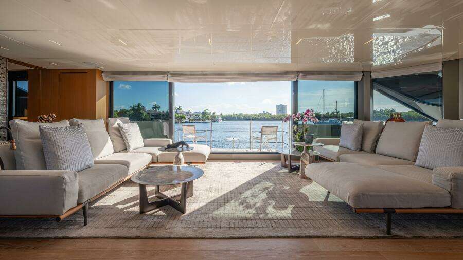 SoFi VI 120ft Sanlorenzo Yacht For Sale