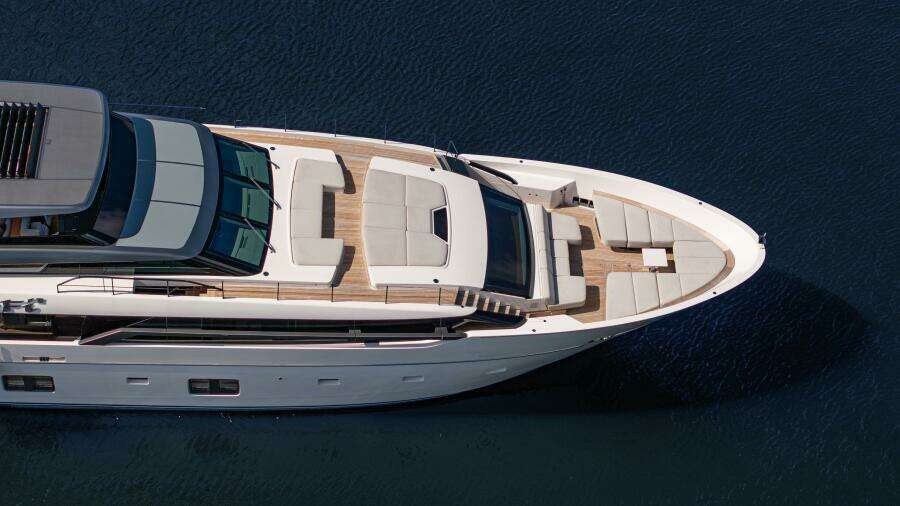 SoFi VI 120ft Sanlorenzo Yacht For Sale