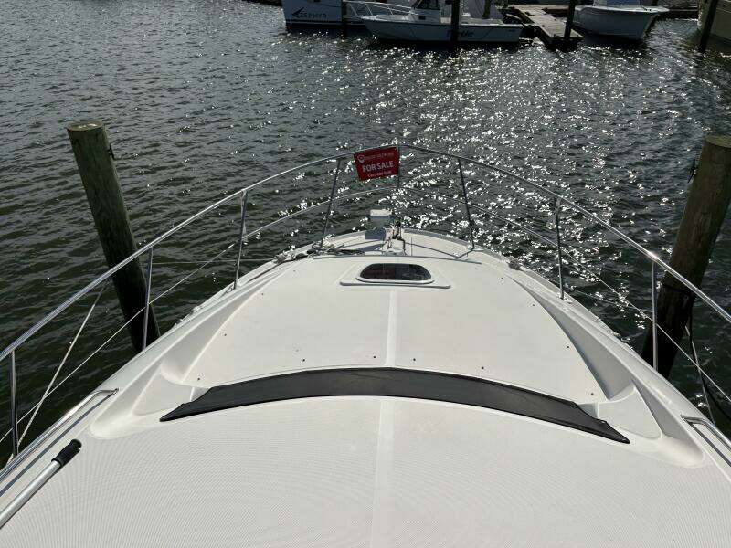 Inconspicuous  40ft Sea Ray Yacht For Sale