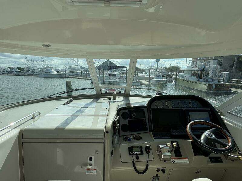 Inconspicuous  40ft Sea Ray Yacht For Sale