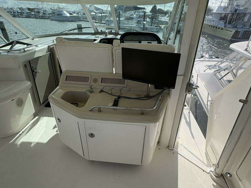 Inconspicuous  40ft Sea Ray Yacht For Sale