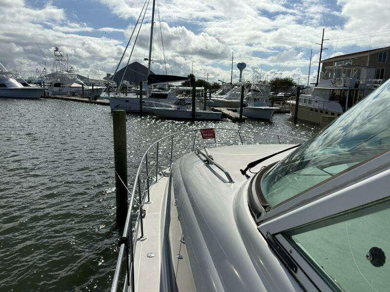 Inconspicuous  40ft Sea Ray Yacht For Sale