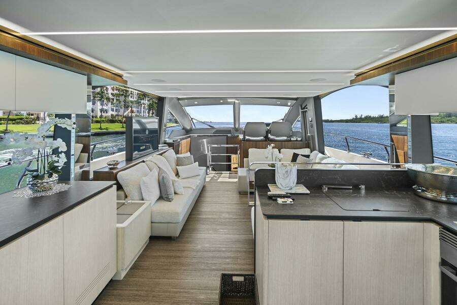 Smile 66ft Astondoa Yacht For Sale
