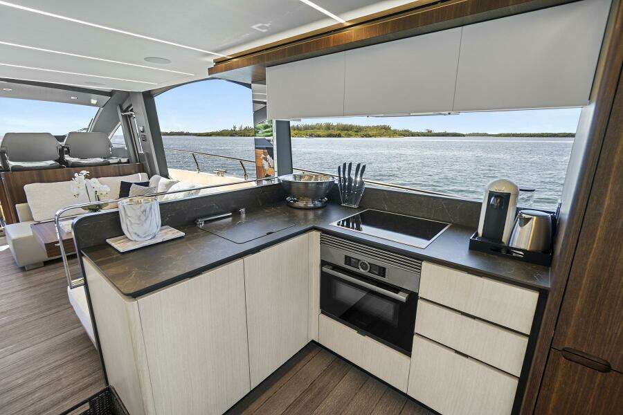 Smile 66ft Astondoa Yacht For Sale