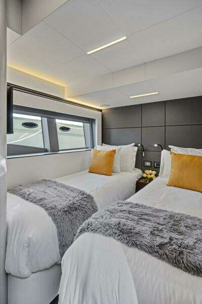 Smile 66ft Astondoa Yacht For Sale