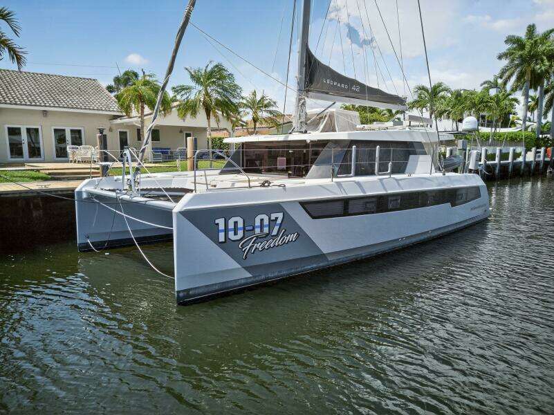 42ft Leopard Yacht For Sale