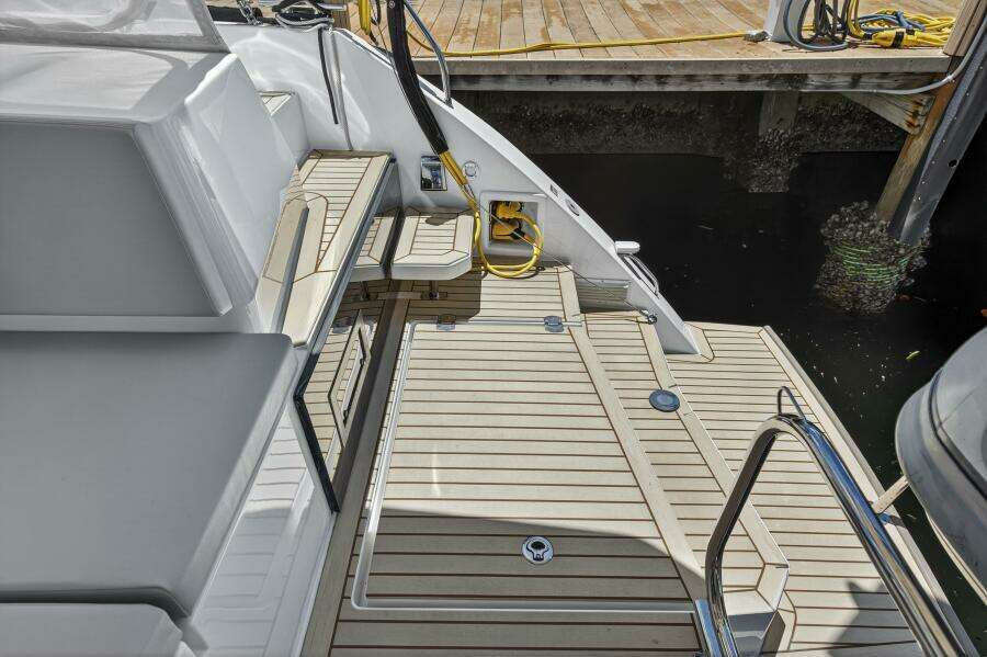 42ft Leopard Yacht For Sale