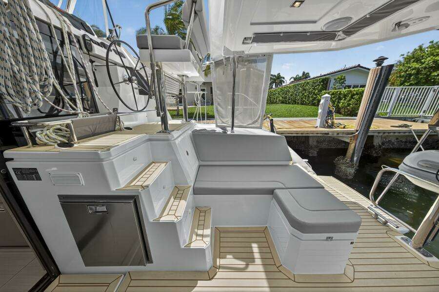 42ft Leopard Yacht For Sale
