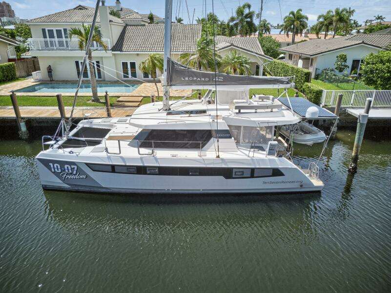 42ft Leopard Yacht For Sale