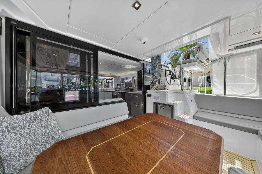 42ft Leopard Yacht For Sale