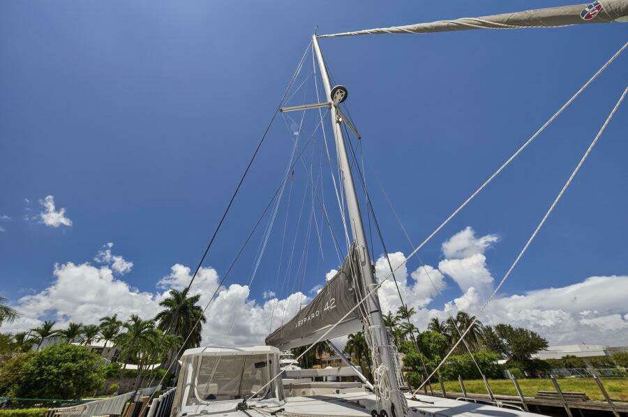 42ft Leopard Yacht For Sale