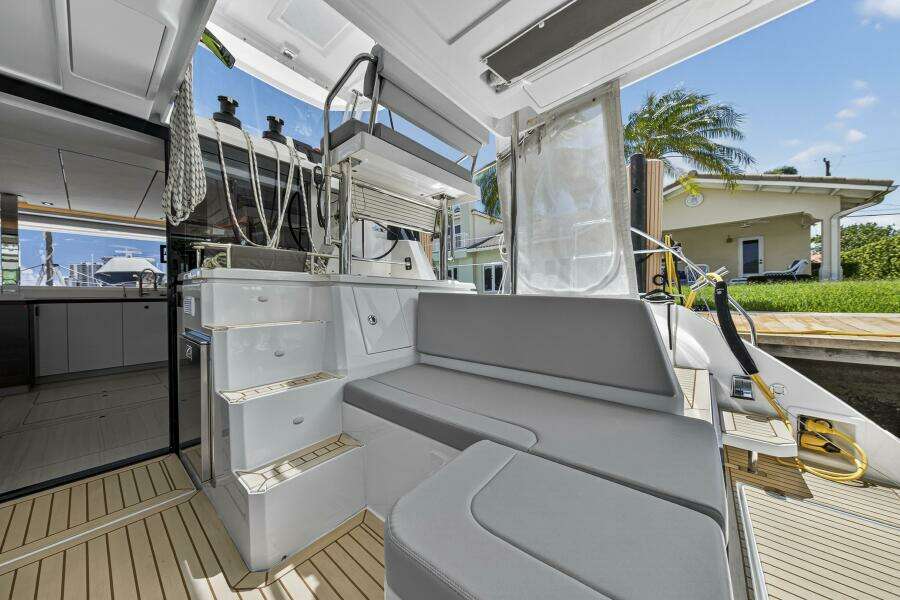 42ft Leopard Yacht For Sale