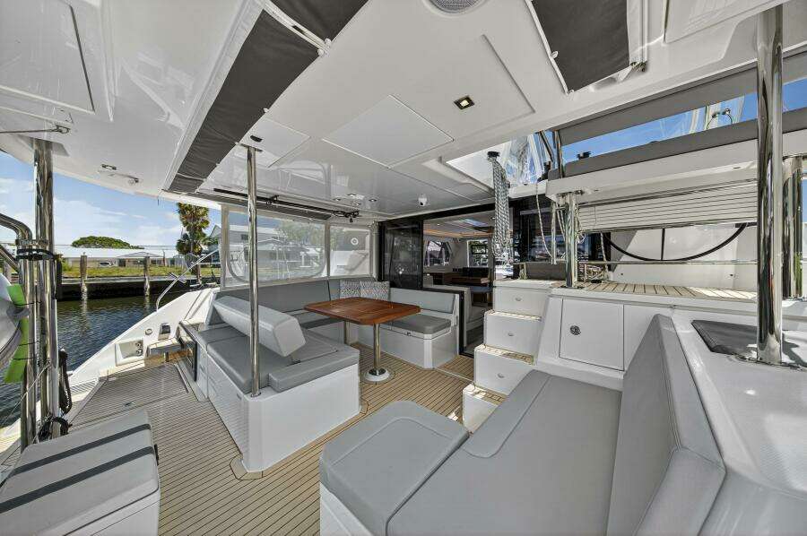 42ft Leopard Yacht For Sale