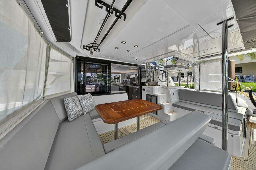 42ft Leopard Yacht For Sale