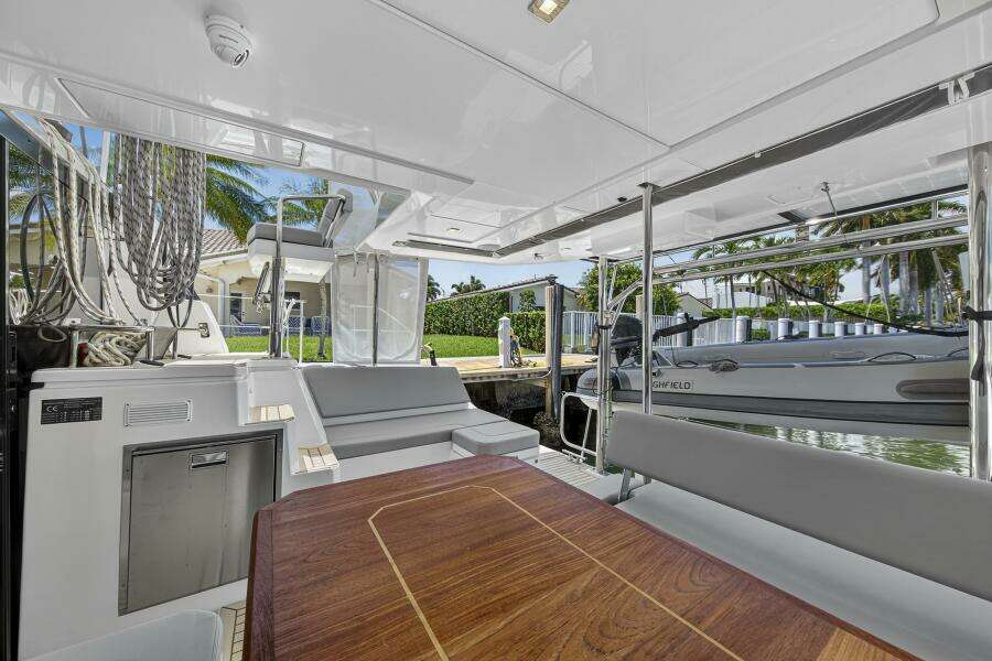 42ft Leopard Yacht For Sale