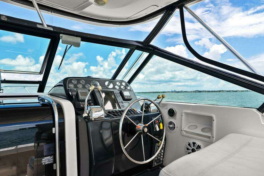 Pura Vida 31ft Tiara Yachts Yacht For Sale
