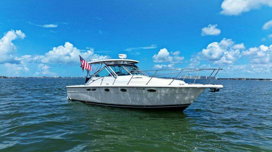 Pura Vida 31ft Tiara Yachts Yacht For Sale