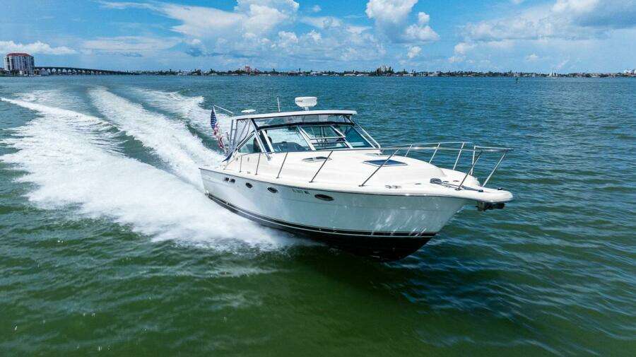 Pura Vida 31ft Tiara Yachts Yacht For Sale