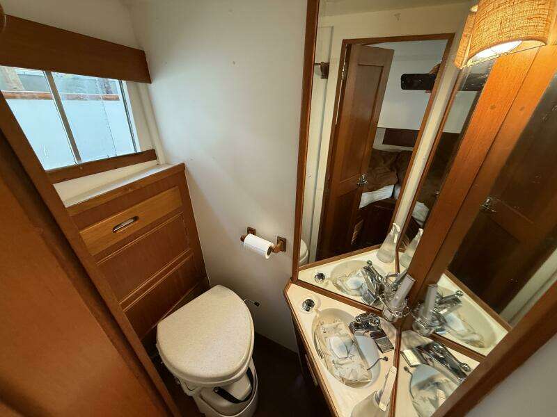Badger 36ft Grand Banks Yacht For Sale
