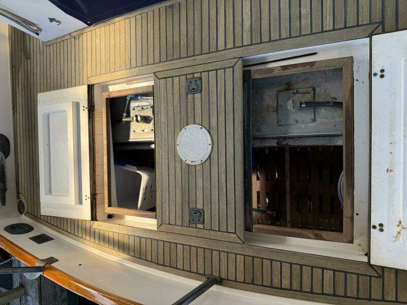 Badger 36ft Grand Banks Yacht For Sale