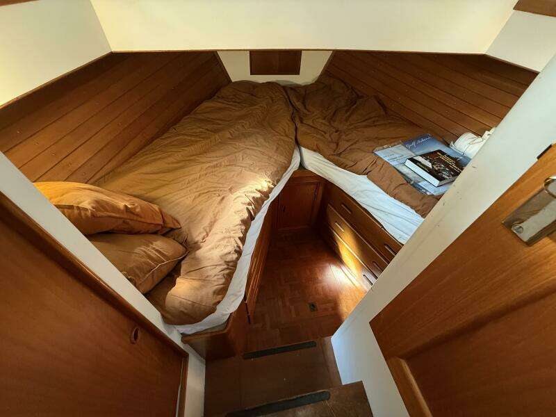 Badger 36ft Grand Banks Yacht For Sale