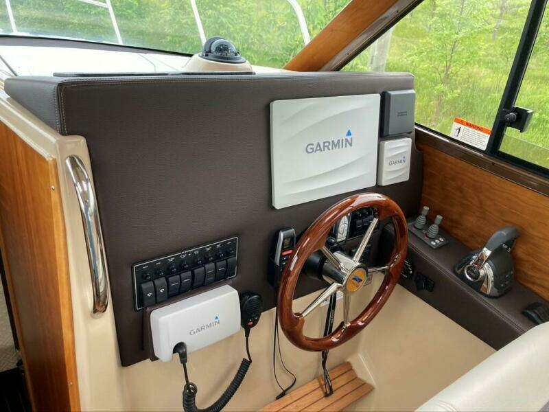 28ft Cutwater Yacht For Sale