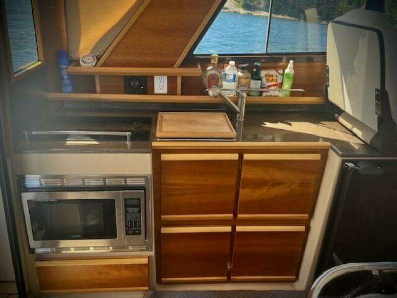 28ft Cutwater Yacht For Sale