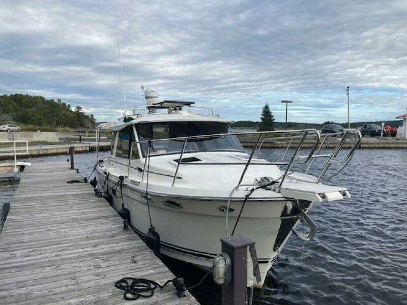 28ft Cutwater Yacht For Sale