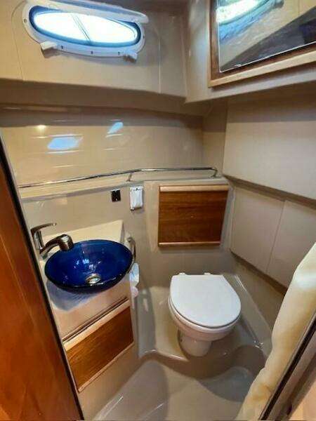 28ft Cutwater Yacht For Sale