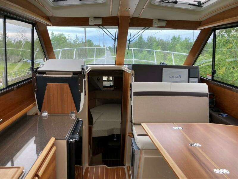 28ft Cutwater Yacht For Sale
