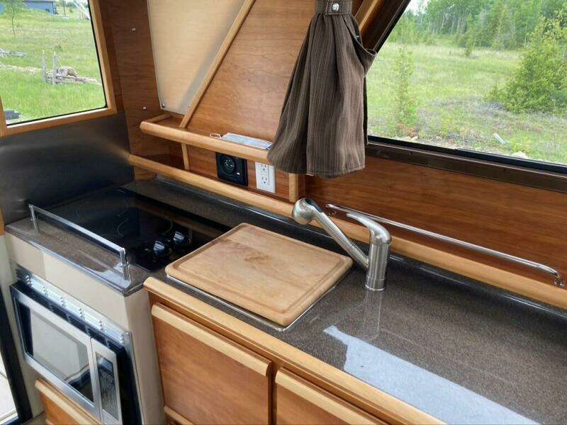 28ft Cutwater Yacht For Sale