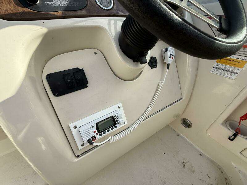 24ft Sea Ray Yacht For Sale