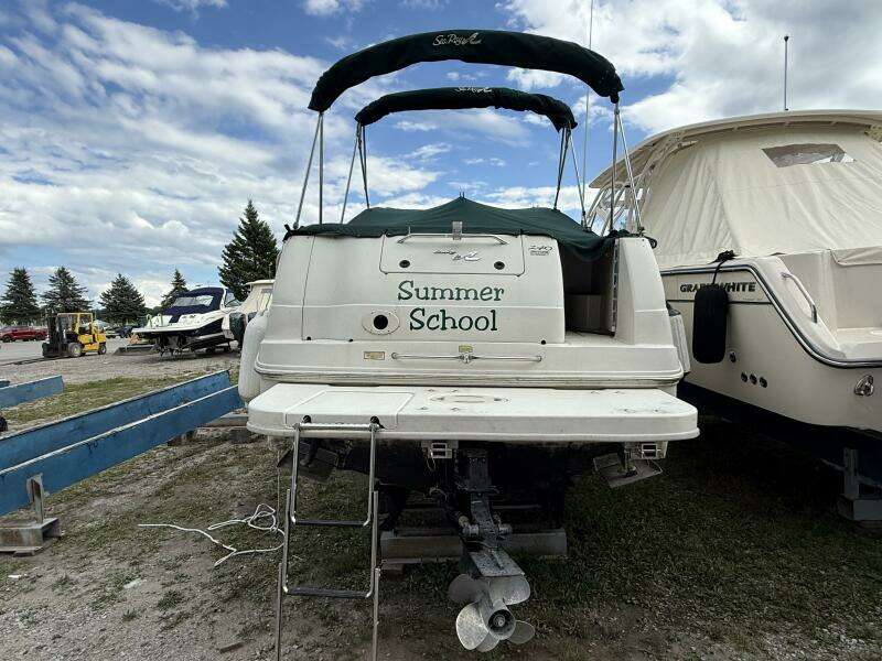 24ft Sea Ray Yacht For Sale