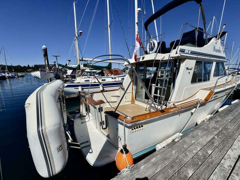 34ft Tollycraft Yacht For Sale