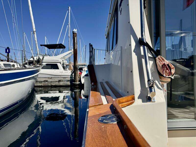 34ft Tollycraft Yacht For Sale