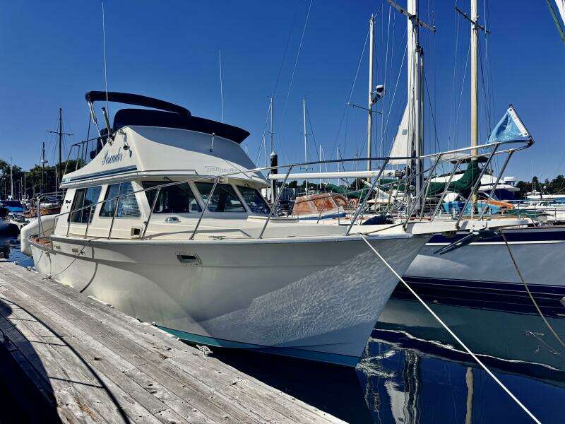 34ft Tollycraft Yacht For Sale