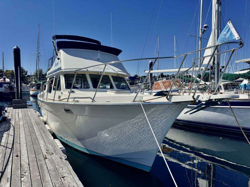 34ft Tollycraft Yacht For Sale