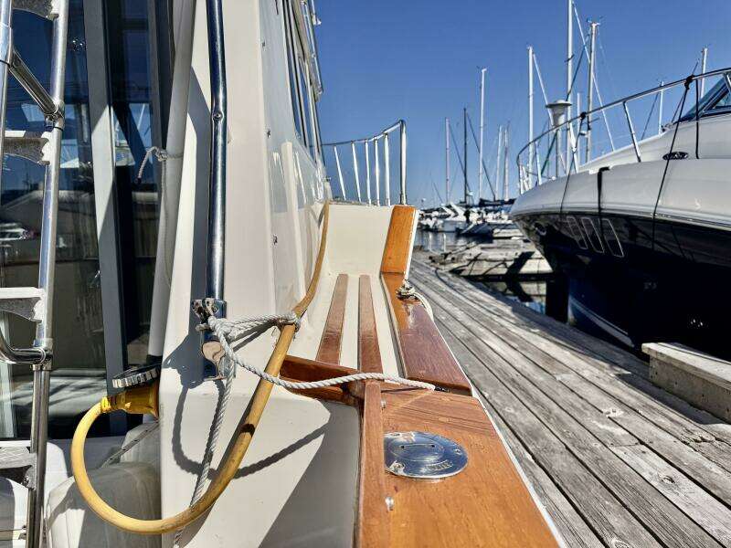 34ft Tollycraft Yacht For Sale